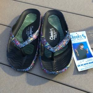 Tony Little Cheeks Health Flip flops sz 7